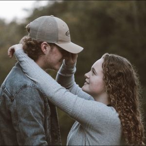 Meet your Posher, Courtney